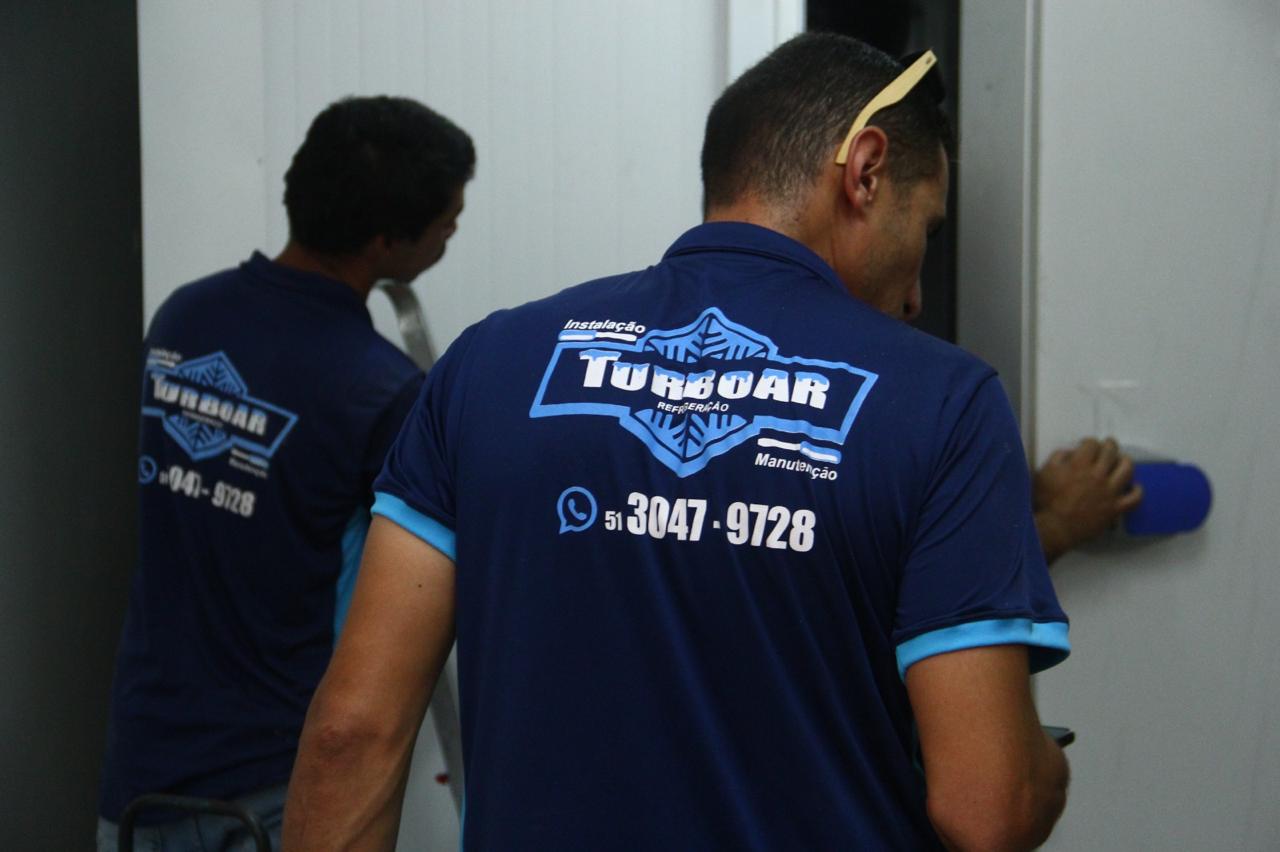 Foto da equipe uniformizada